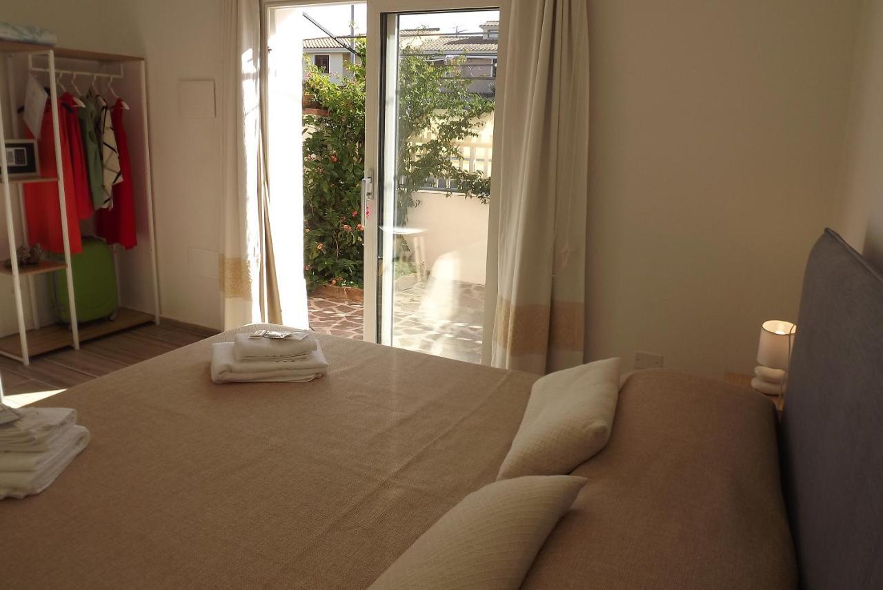 Flamingo Guest House- Rooms Olbia Exterior foto